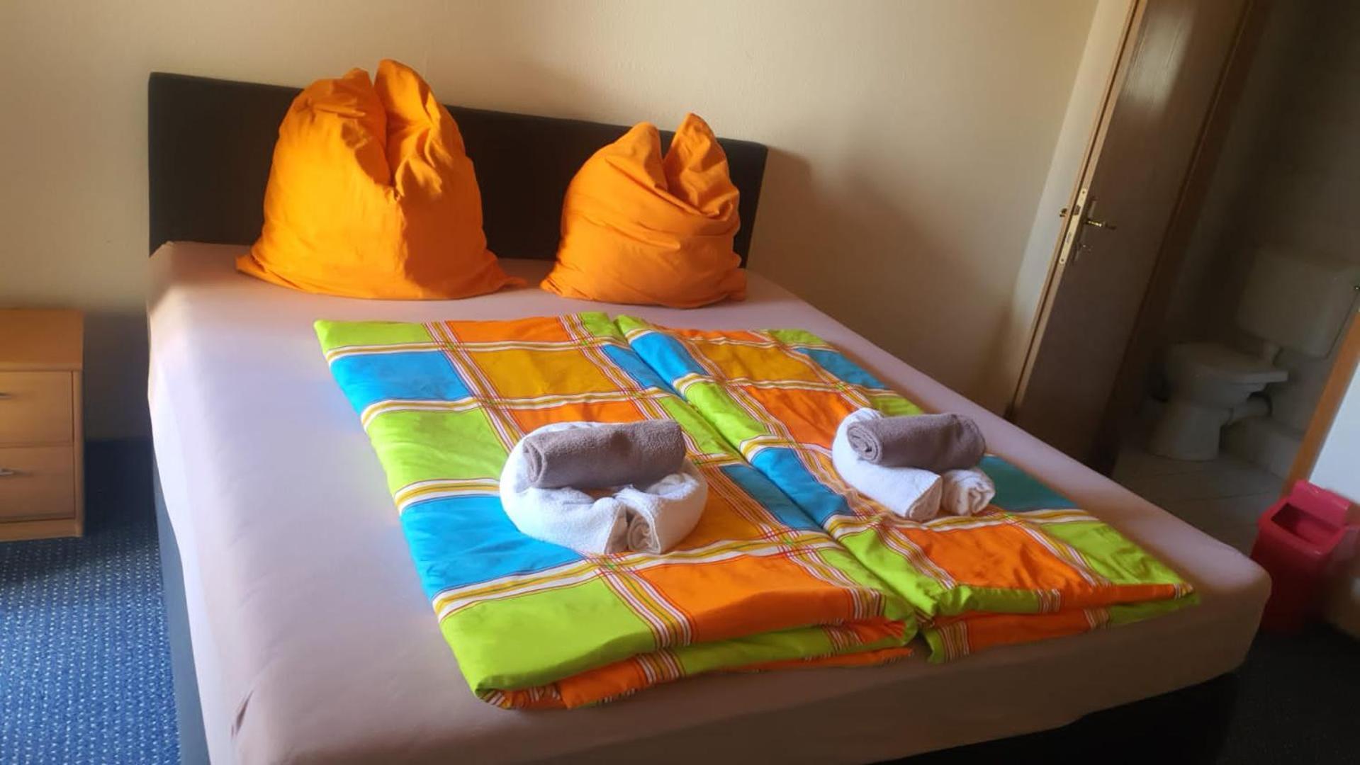 Motel Zur Festwiese Gierstädt Esterno foto