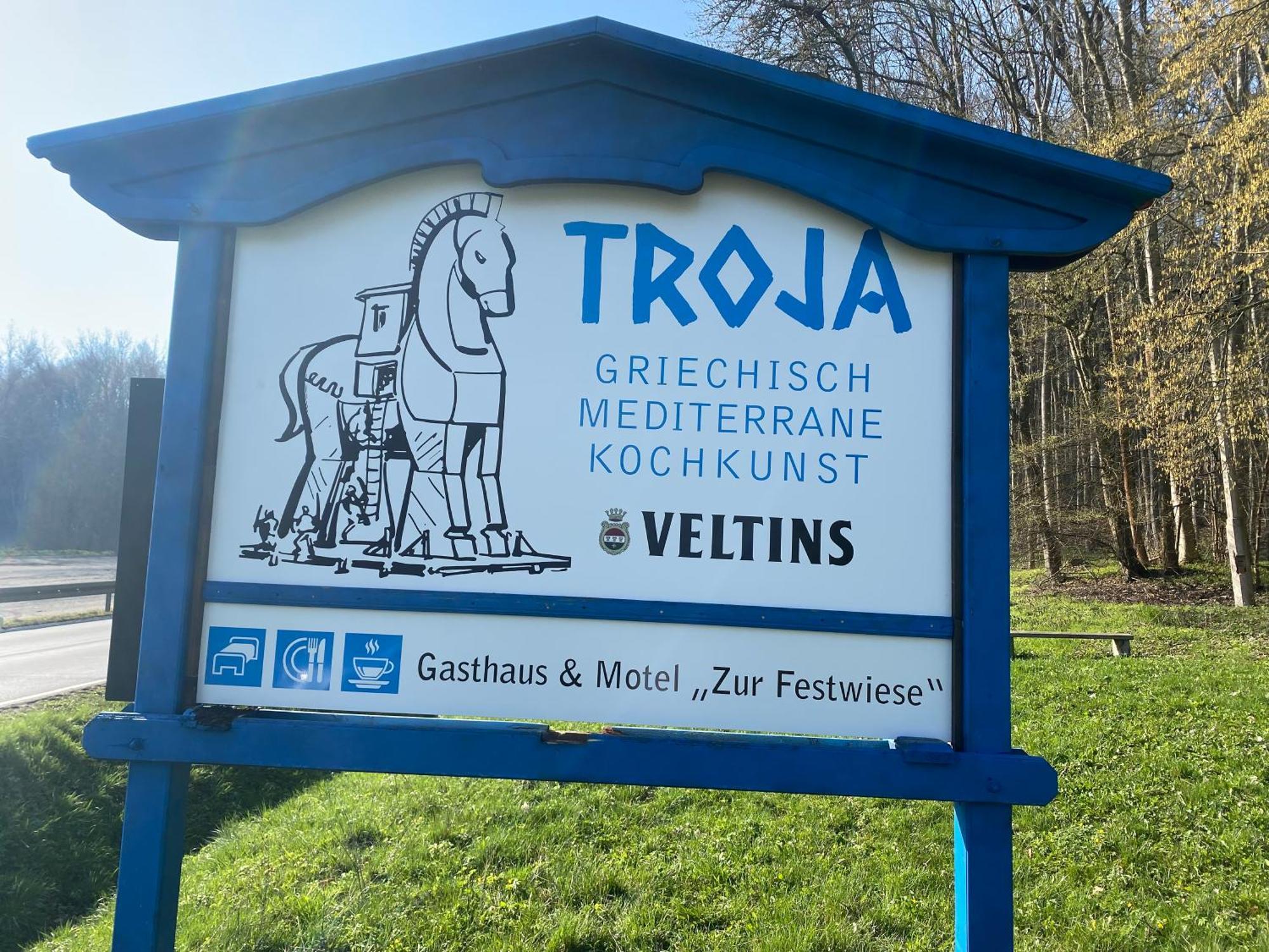 Motel Zur Festwiese Gierstädt Esterno foto