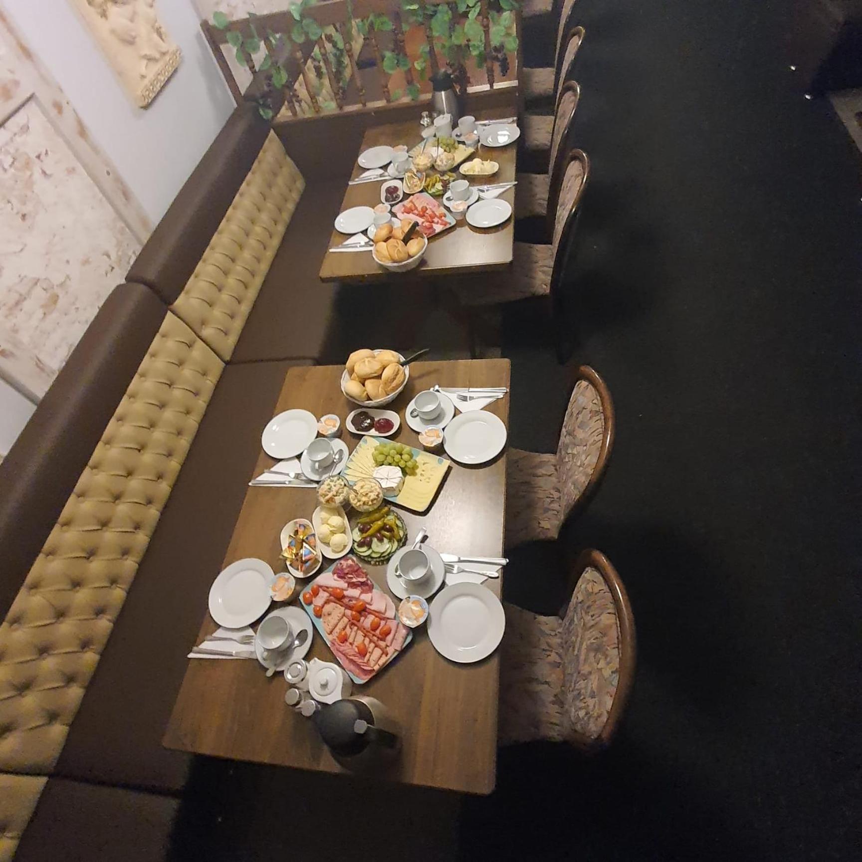 Motel Zur Festwiese Gierstädt Esterno foto