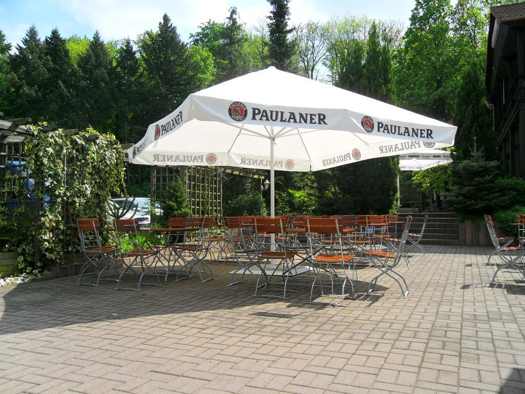 Motel Zur Festwiese Gierstädt Esterno foto